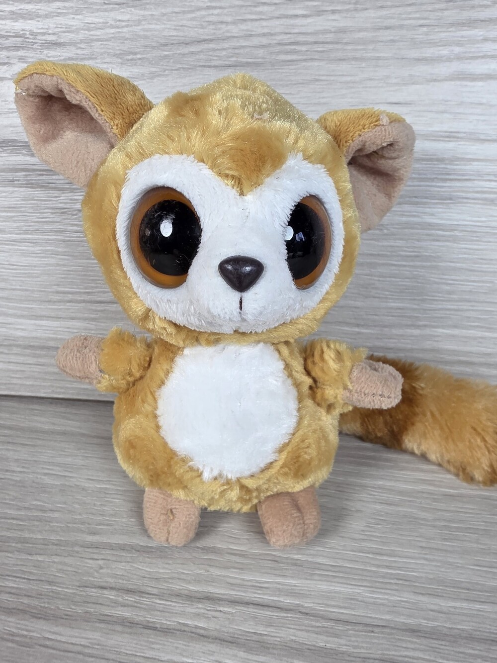 YooHoo & Friends Tarsier Lemur Zoo Plush Animal Large-Eyed 7" SU19